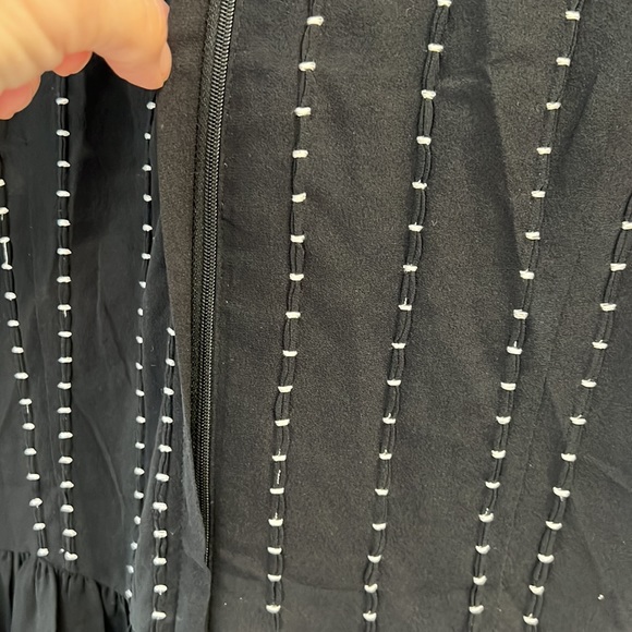 KATE SPADE ♠️  Silk Dress   2 Black Ruffles Sleeveless AND embroidered EUC - Picture 6 of 12